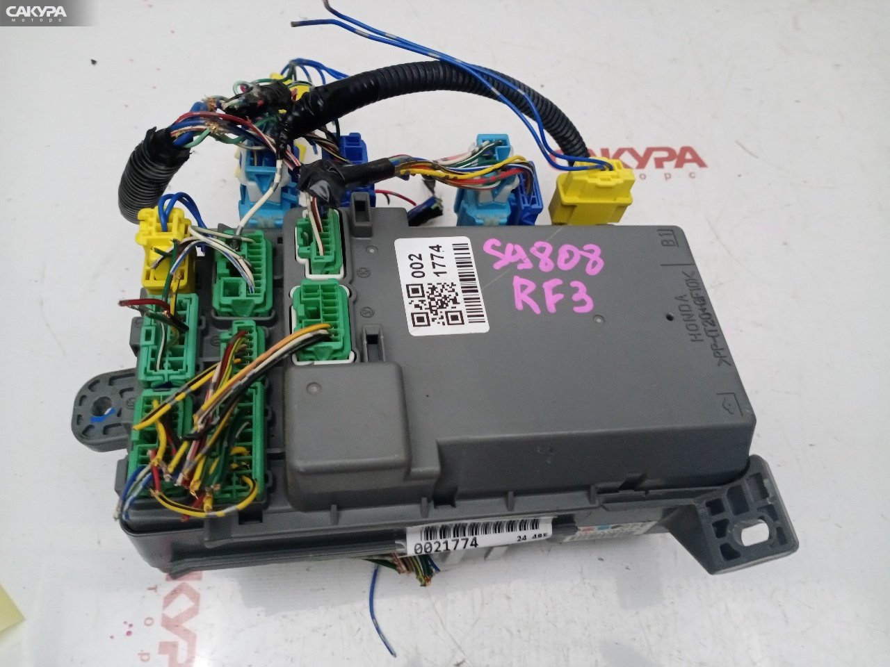 Блок реле и предохранителей Honda Stepwgn RF3 K20A: купить в Сакура Красноярск.