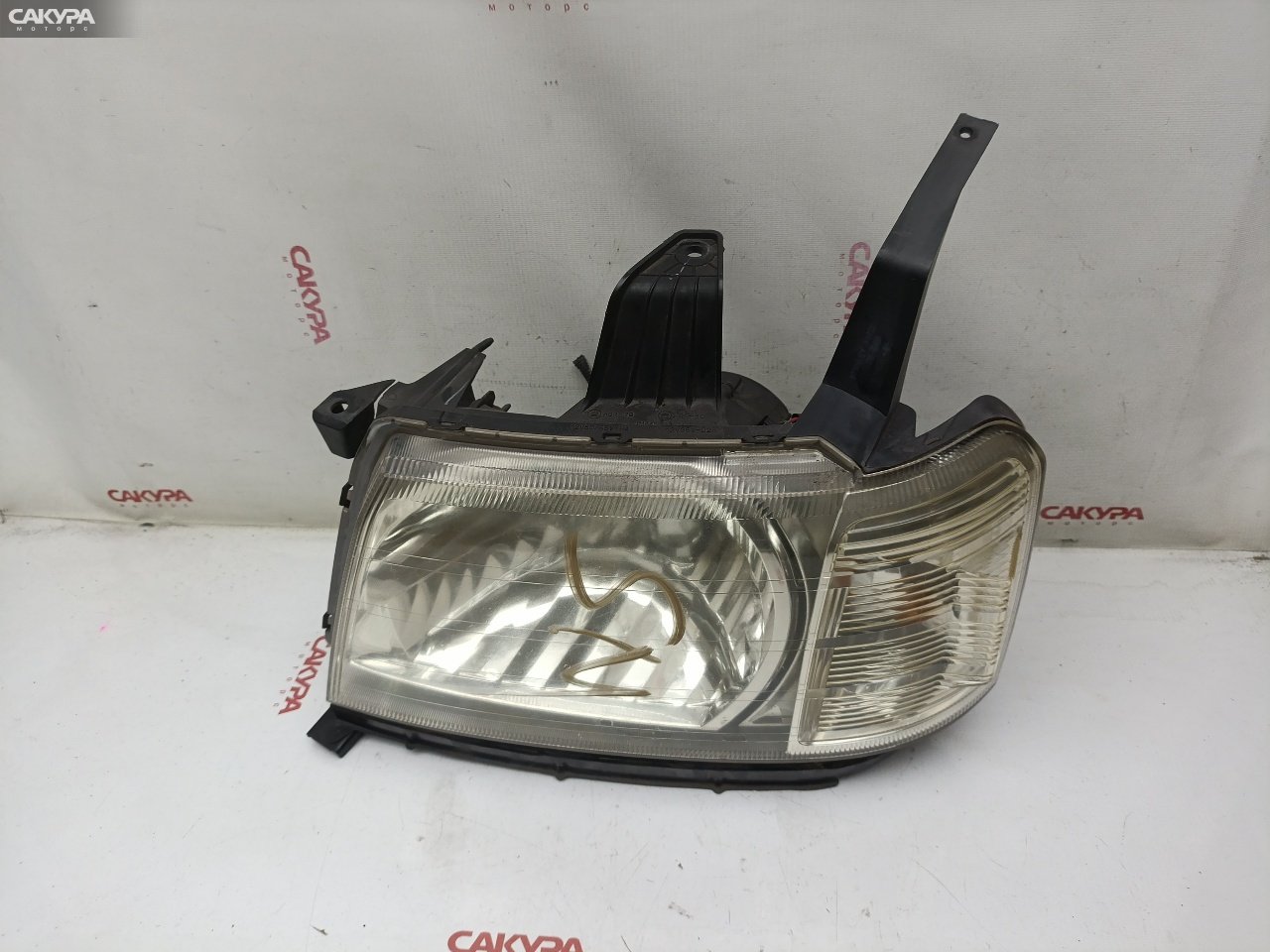 Фара левая Honda Stepwgn RF3 K20A P1705: купить в Сакура Красноярск.