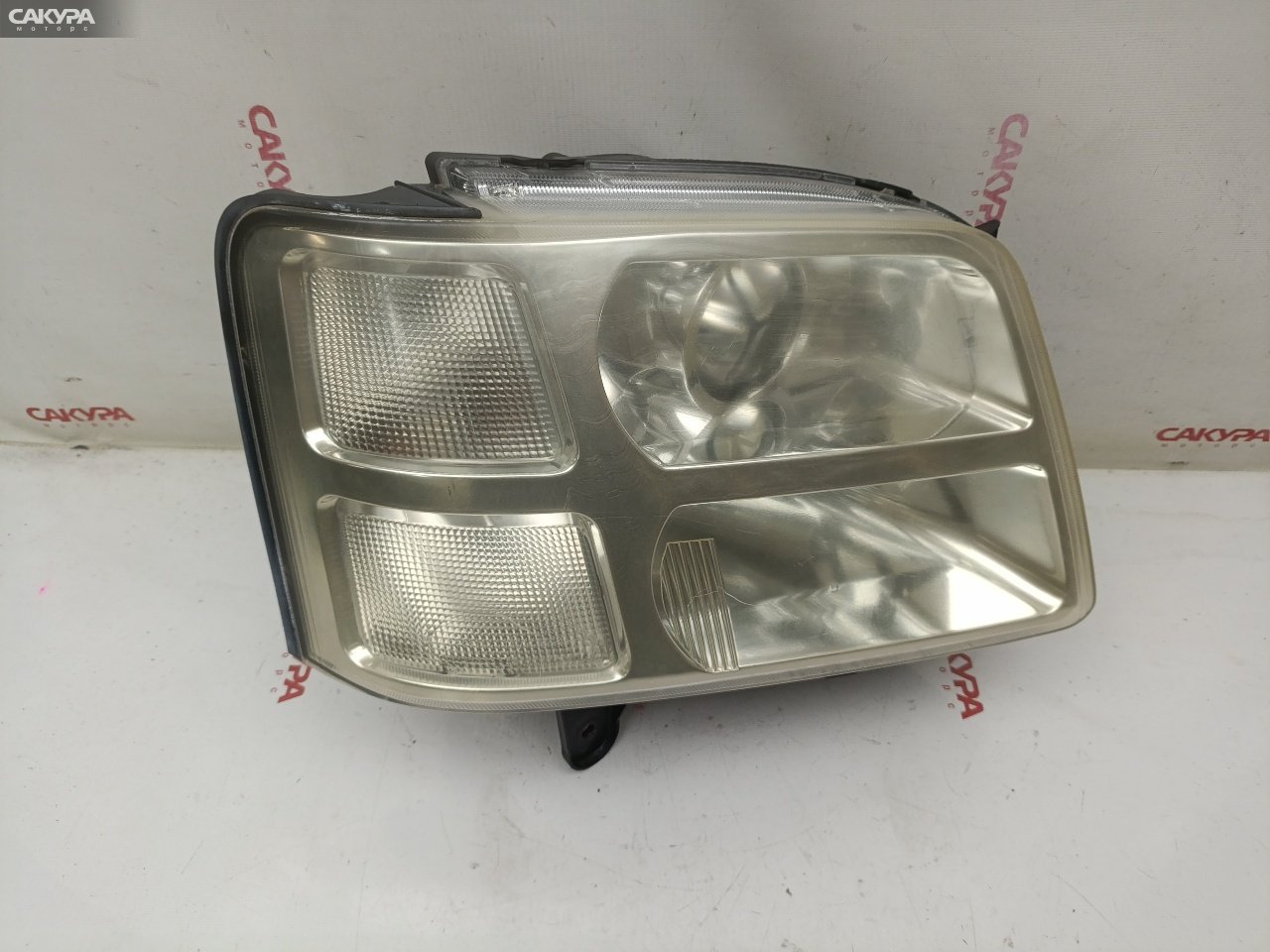 Фара правая Suzuki Wagon R Solio MA34S M13A P1368: купить в Сакура Красноярск.