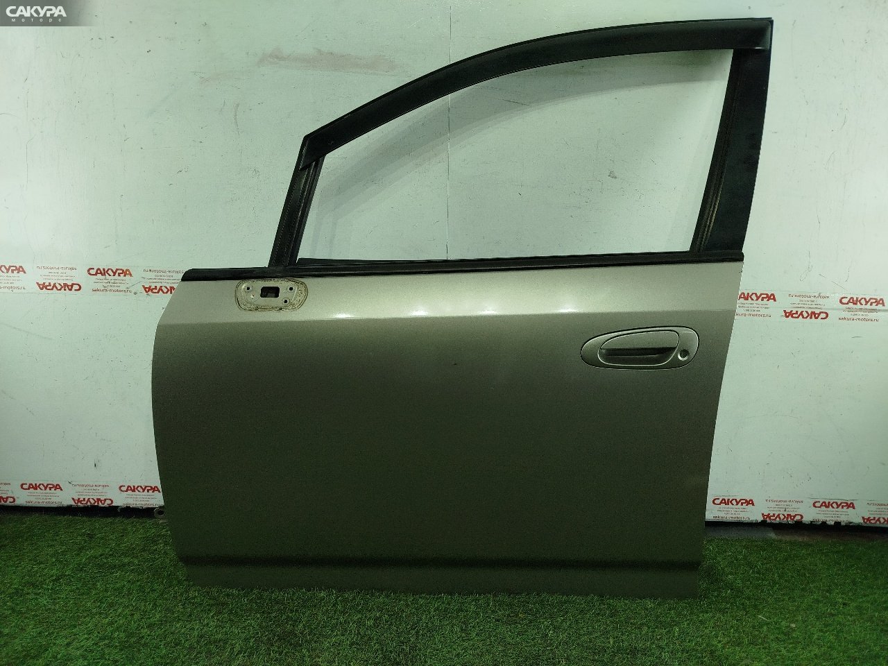 Дверь боковая передняя левая Honda Stream RN1 D17A: купить в Сакура Красноярск.
