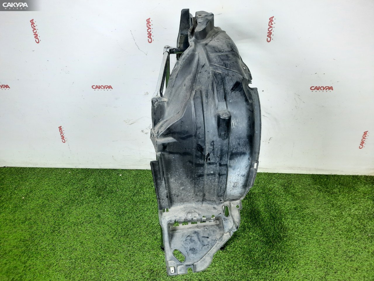 Подкрылок передний левый Honda Mobilio GB1 L15A: купить в Сакура Красноярск.