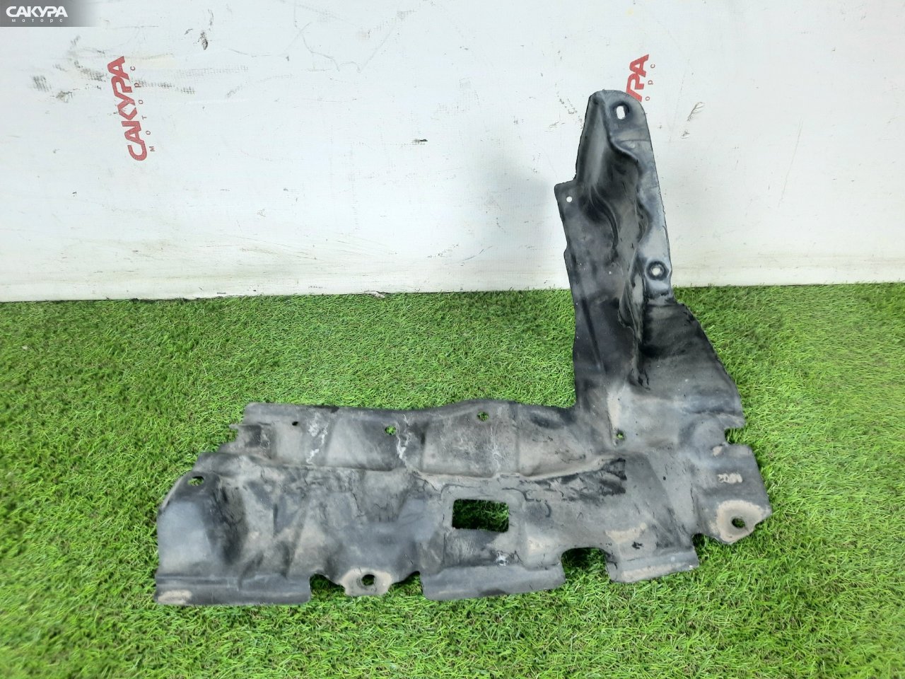 Защита ДВС левая Toyota Vitz SCP10 1SZ-FE: купить в Сакура Красноярск.