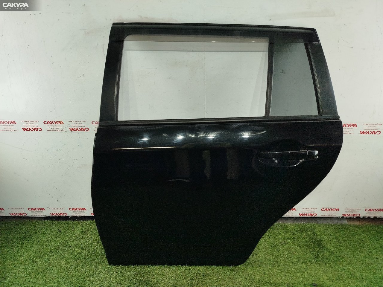 Дверь боковая задняя левая Toyota Corolla Fielder NZE161G 1NZ-FE: купить в Сакура Красноярск.