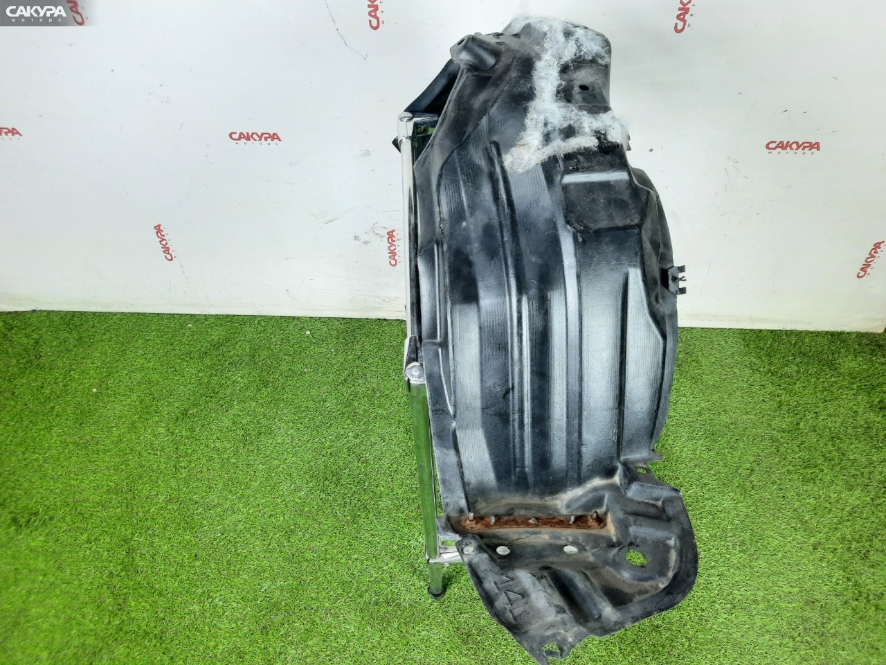 Подкрылок передний левый Toyota Corolla Fielder NZE161G 1NZ-FE: купить в Сакура Красноярск.