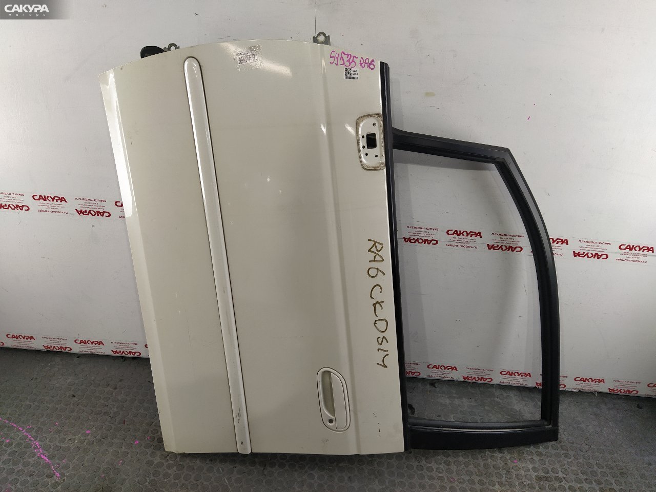 Дверь боковая передняя левая Honda Odyssey RA6 F23A: купить в Сакура Красноярск.