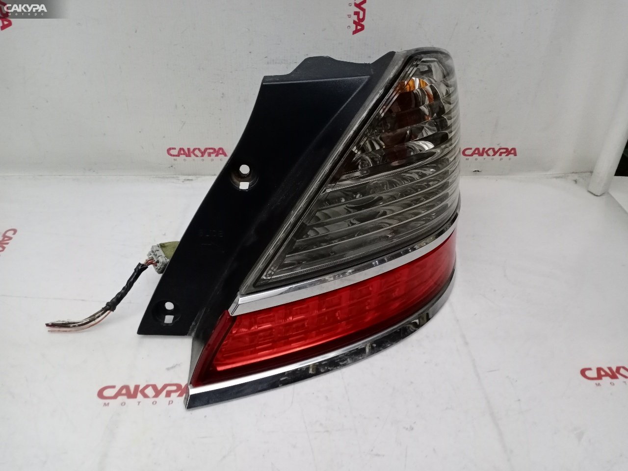 Фонарь стоп-сигнала правый Honda Odyssey RB2 K24A P6572: купить в Сакура Красноярск.