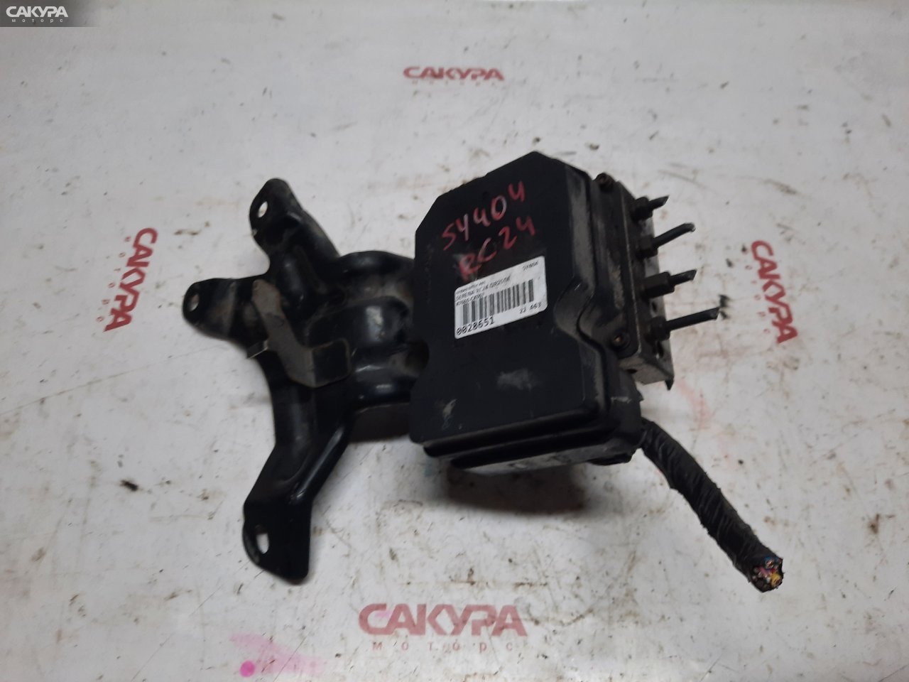 Блок ABS Nissan Serena RC24 QR25DE: купить в Сакура Красноярск.