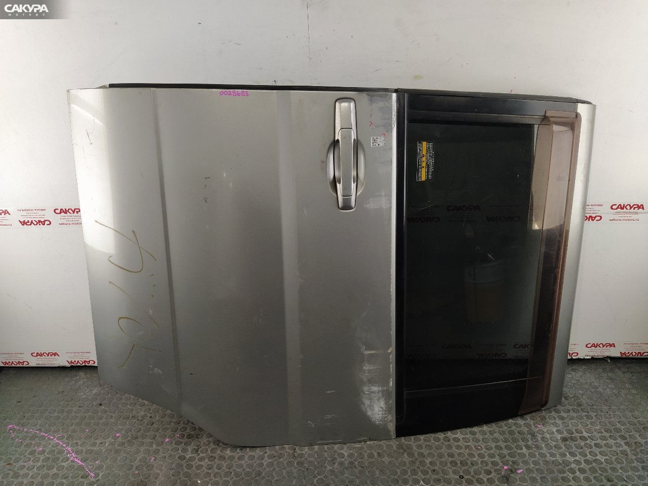 Дверь боковая задняя левая Nissan Serena RC24 QR25DE: купить в Сакура Красноярск.