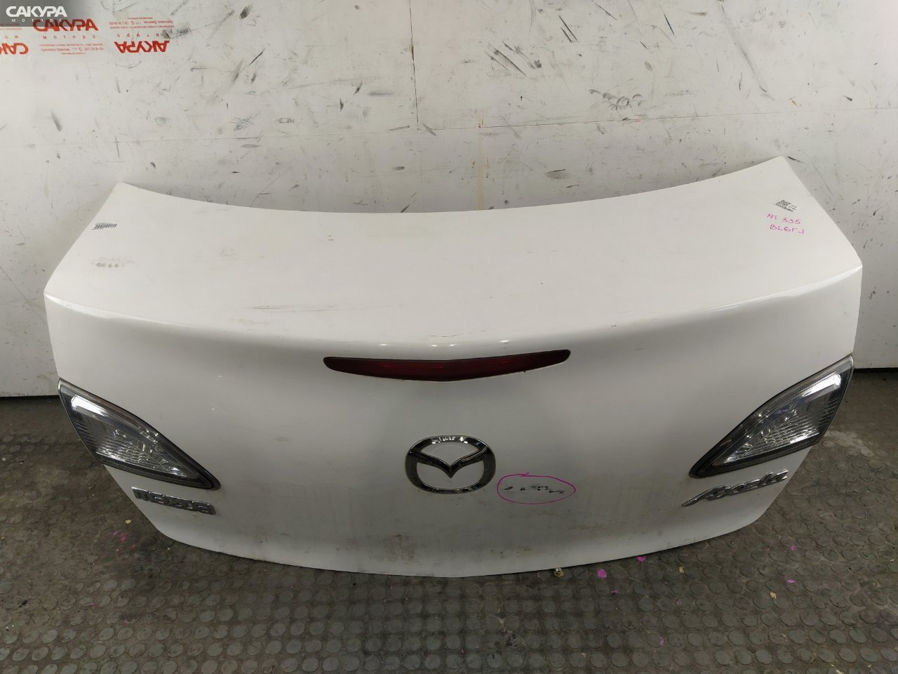 Крышка багажника Mazda Axela BL6FJ Z6-VE: купить в Сакура Красноярск.