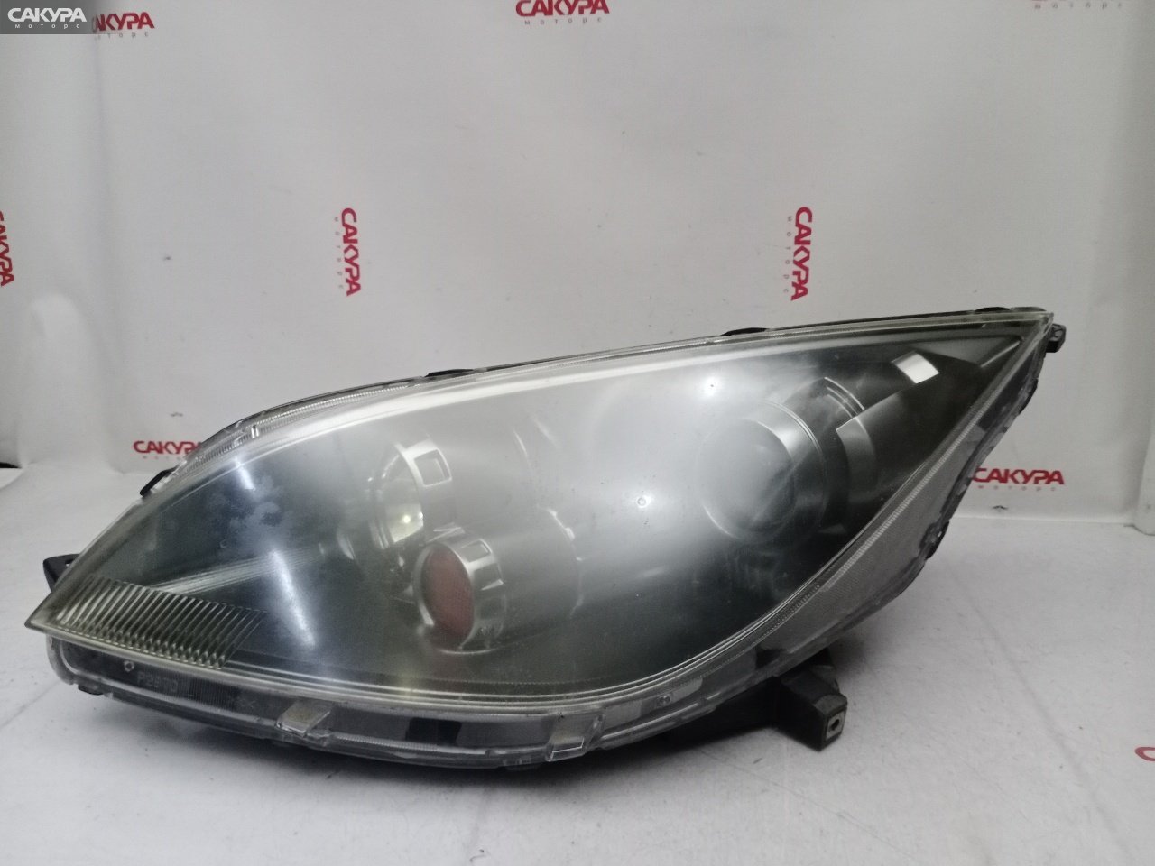 Фара левая Mitsubishi Colt Z27A 4G15T P4398: купить в Сакура Красноярск.
