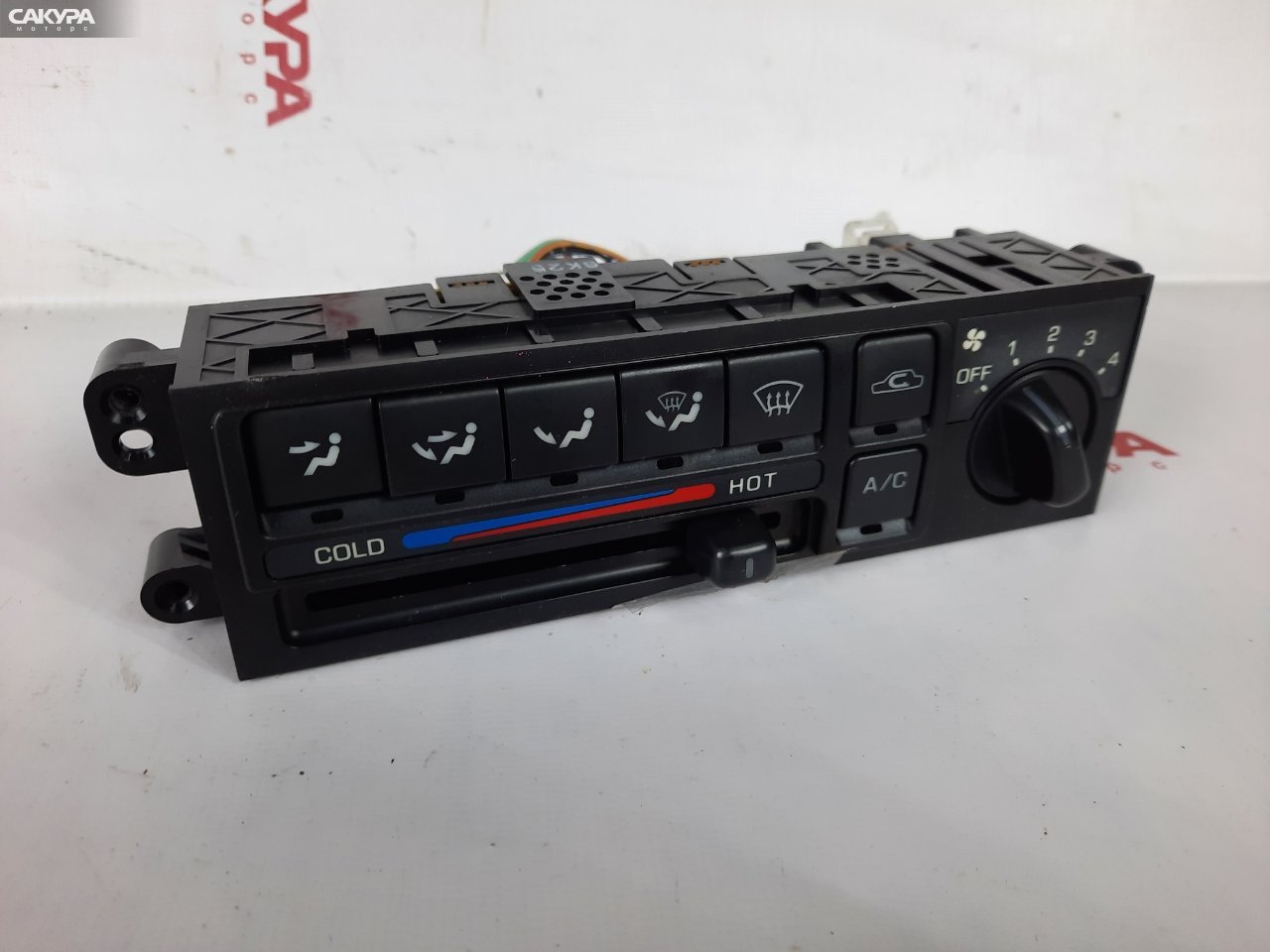 Блок управления климат-контролем Nissan Bluebird EU14 SR18DE: купить в Сакура Красноярск.
