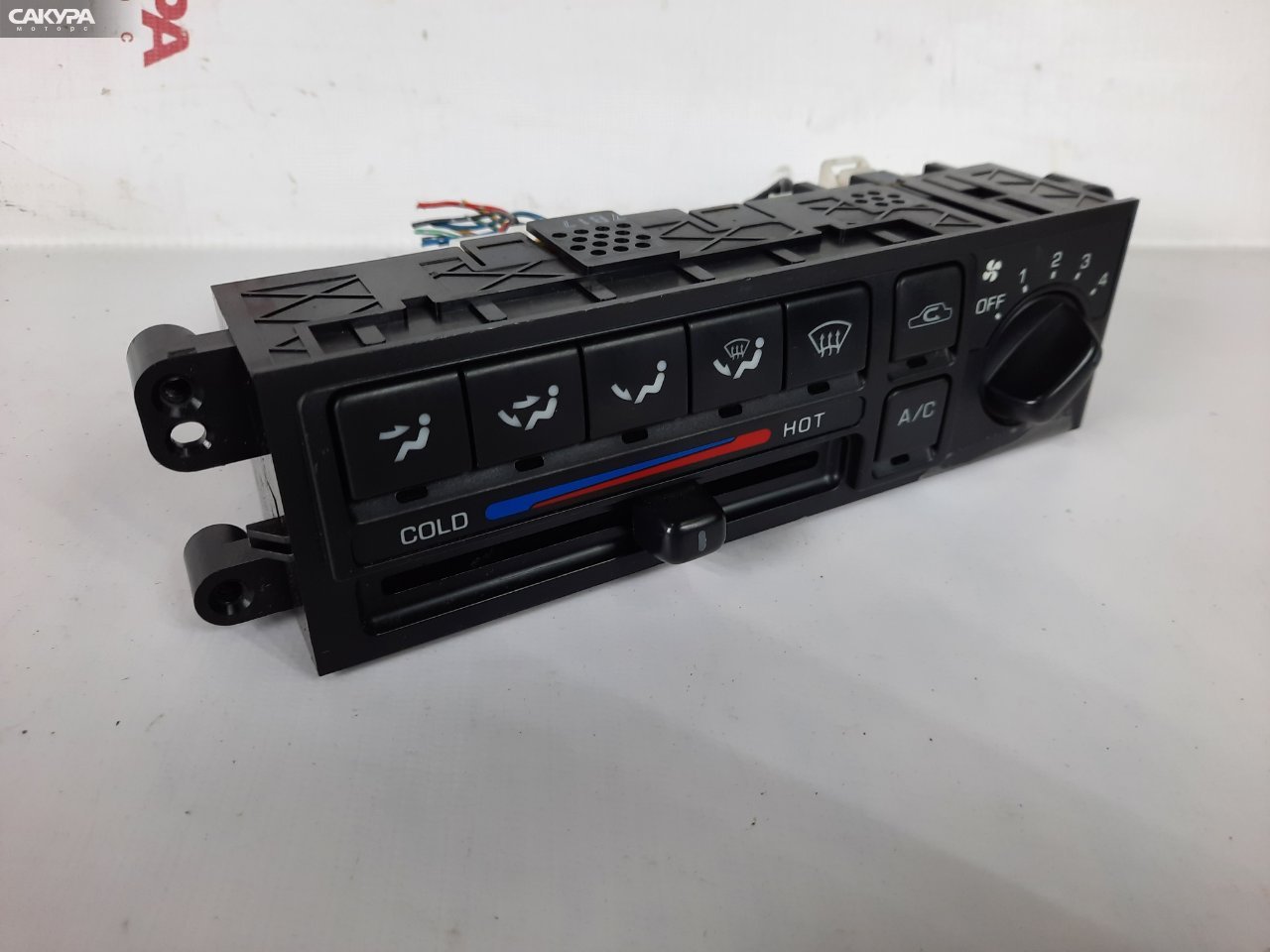 Блок управления климат-контролем Nissan Bluebird EU14 SR18DE: купить в Сакура Красноярск.