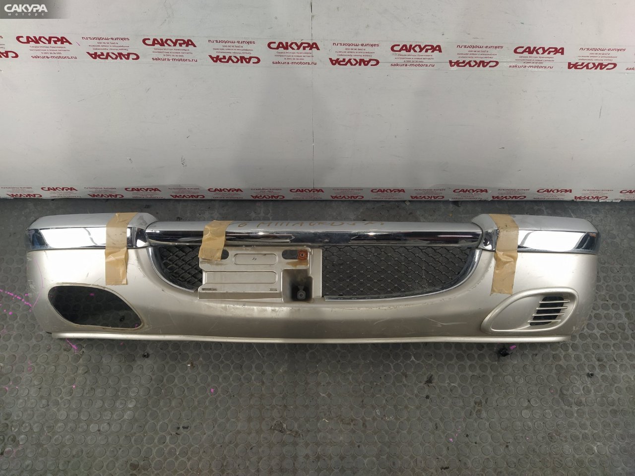 Бампер передний Toyota Duet M111A K3-VE2: купить в Сакура Красноярск.