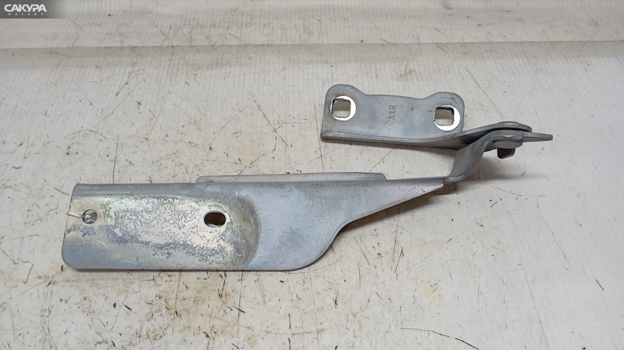 Кронштейн капота правый Nissan March AK12 CR12DE: купить в Сакура Красноярск.