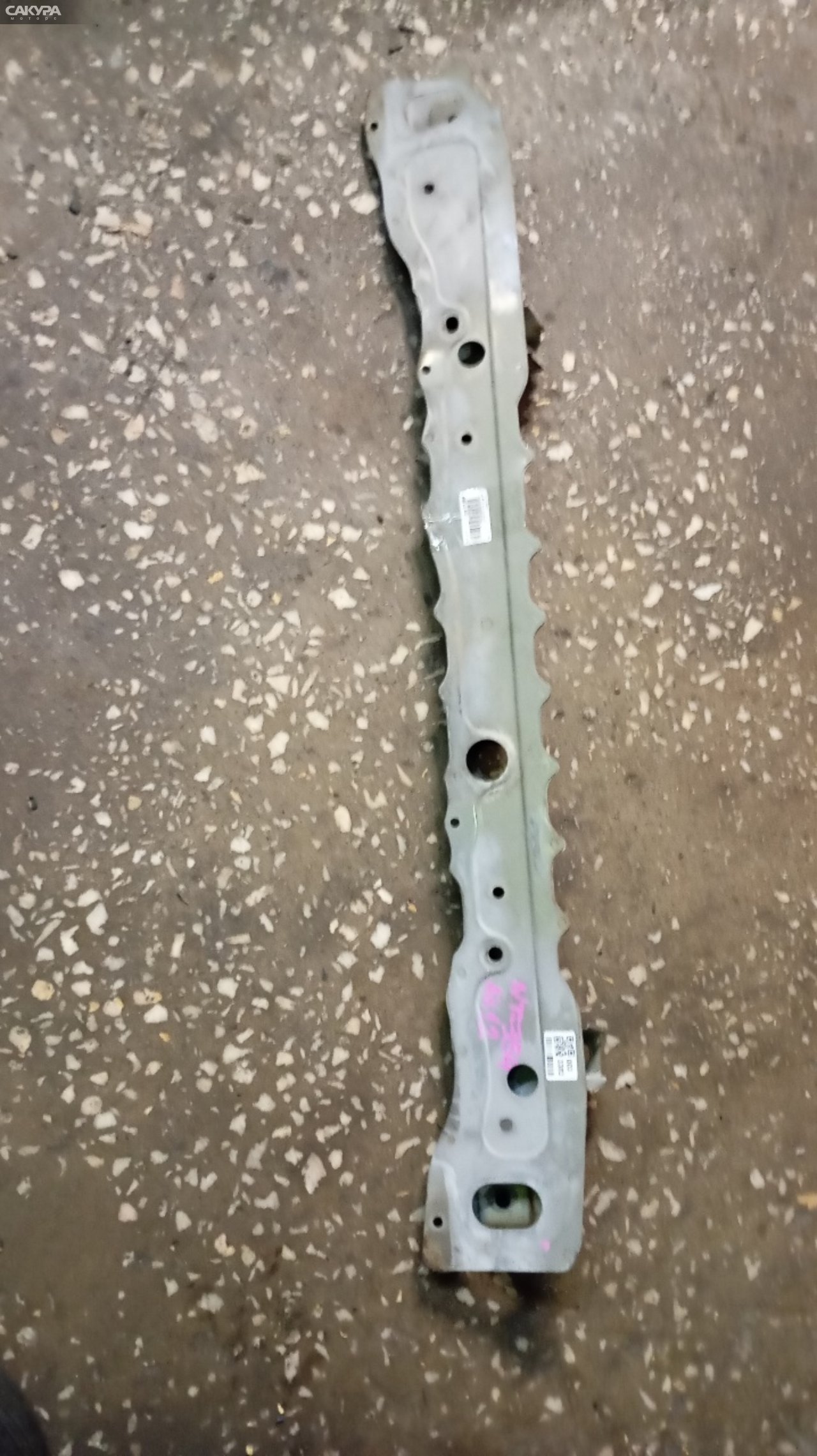 Рамка радиатора нижняя Nissan March AK12 CR12DE: купить в Сакура Красноярск.