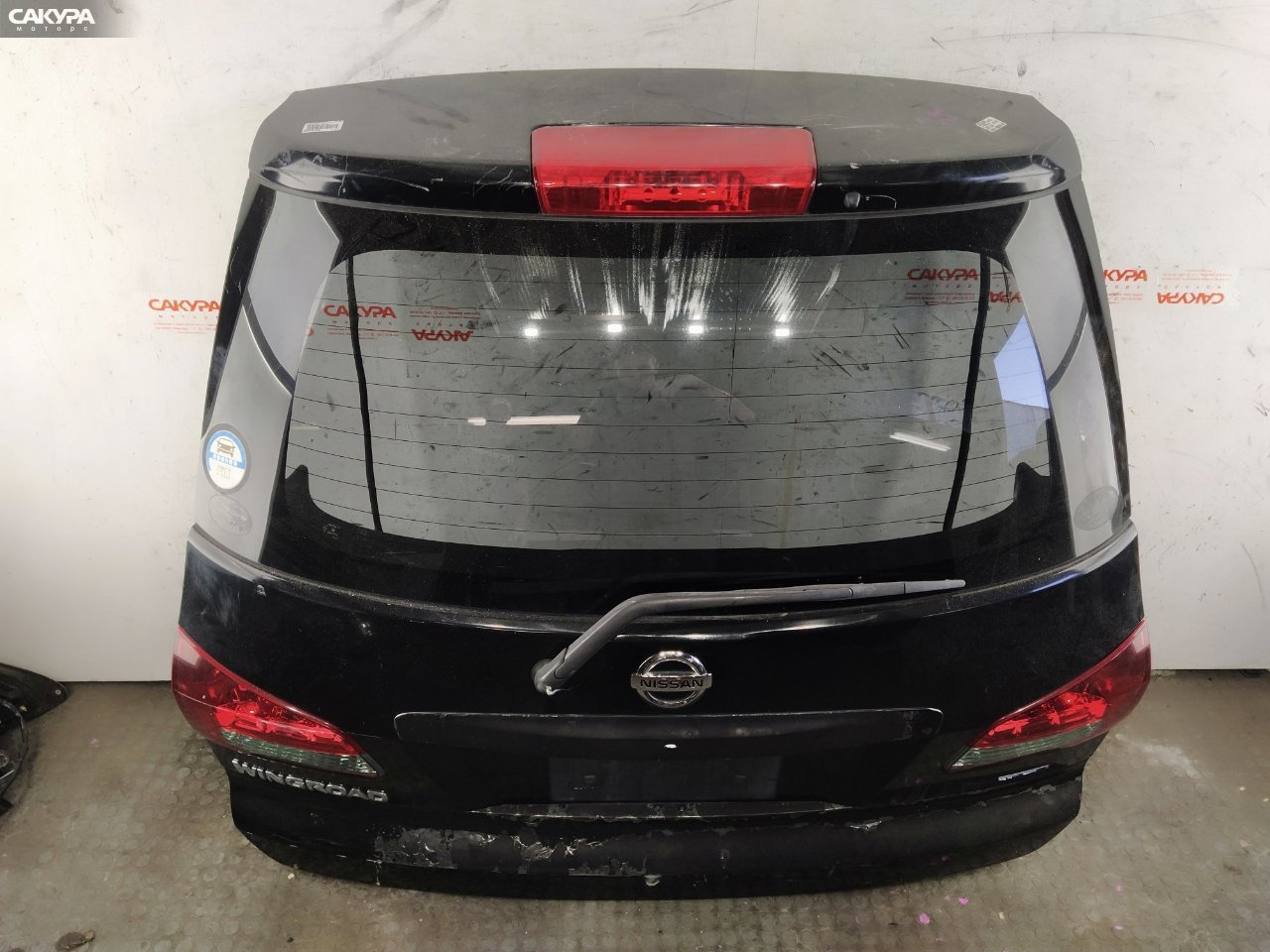 Дверь багажника Nissan Wingroad Y12 HR15DE: купить в Сакура Красноярск.