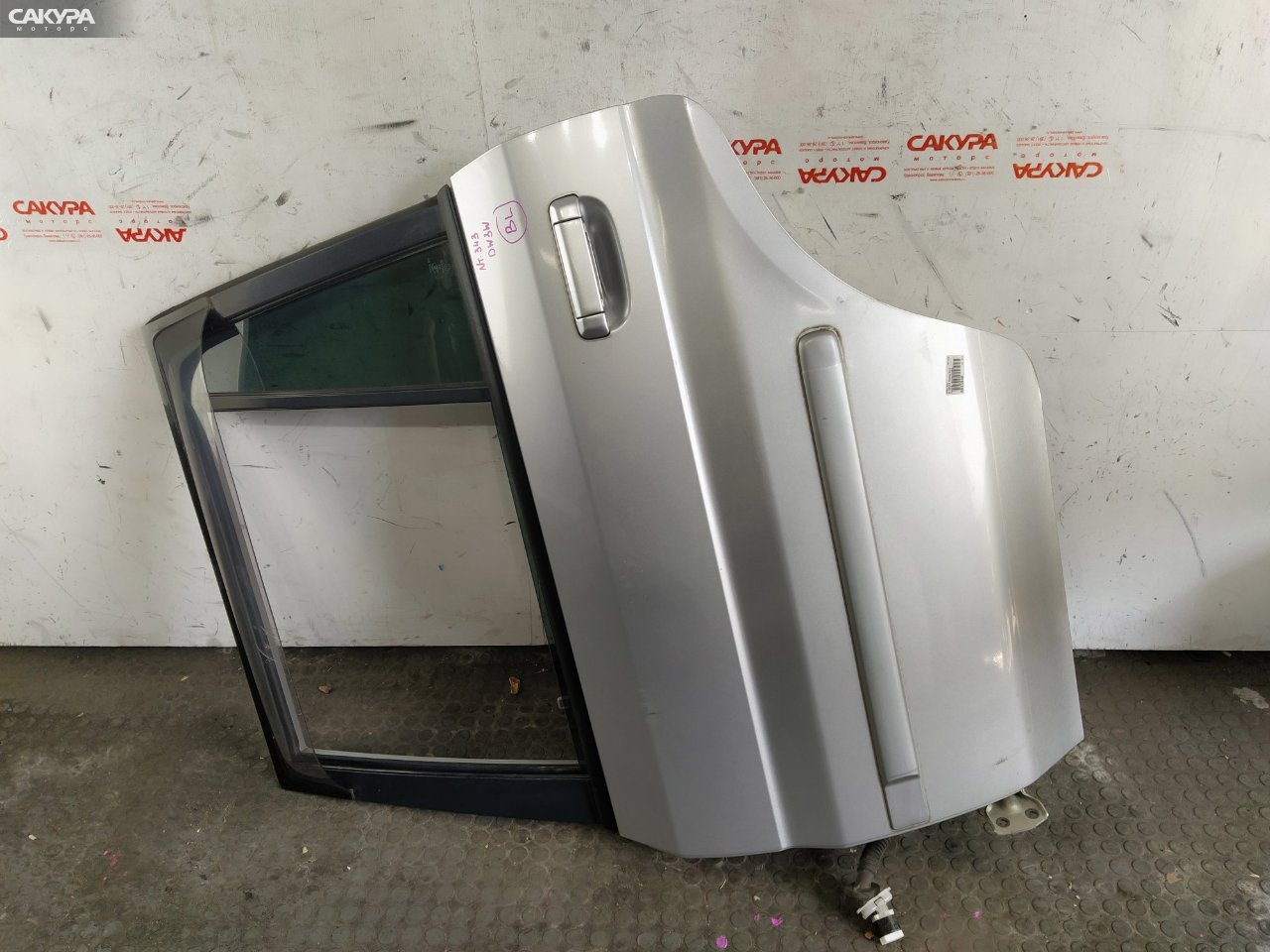 Дверь боковая задняя левая Mazda Demio DW3W B3E: купить в Сакура Красноярск.