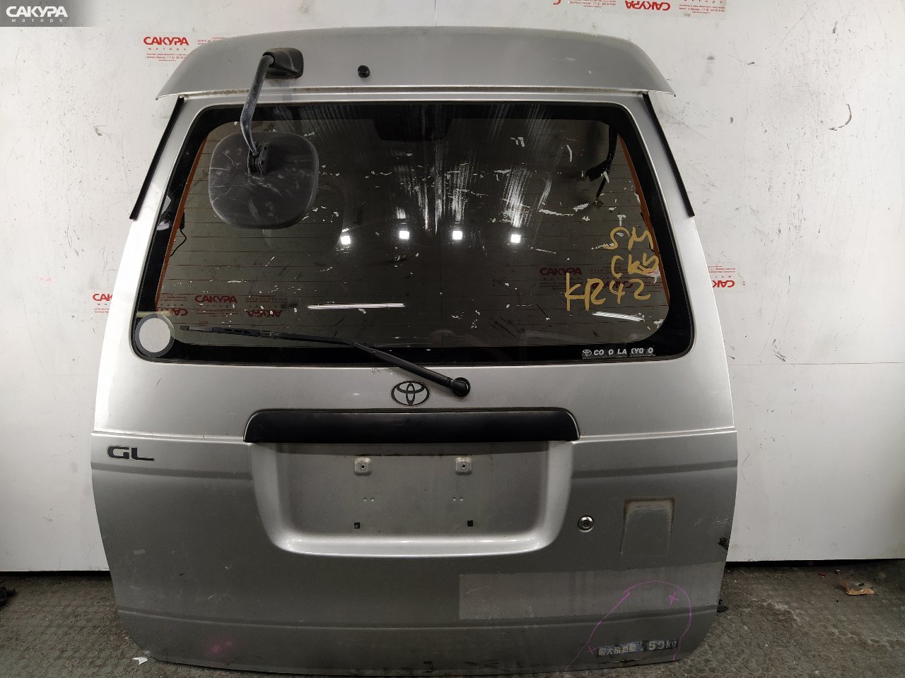 Дверь багажника Toyota Townace Noah KR42V 7K-E: купить в Сакура Красноярск.
