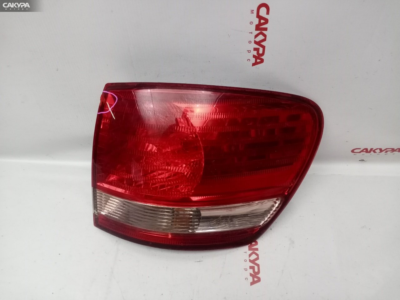 Фонарь стоп-сигнала правый Toyota Ipsum ACM21W 2AZ-FE 44-35: купить в Сакура Красноярск.
