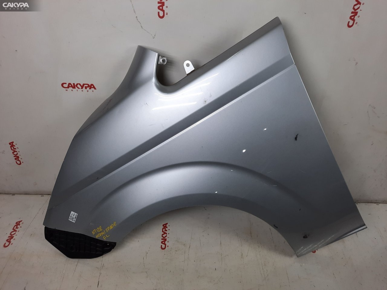 Крыло переднее левое Toyota Spade NCP141 1NZ-FE: купить в Сакура Красноярск.