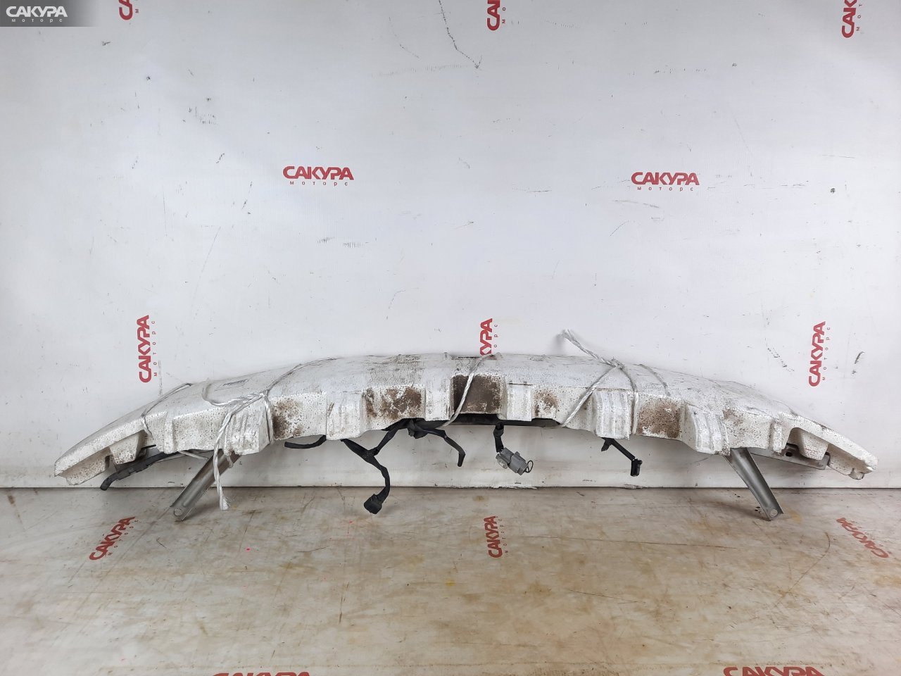 Усилитель бампера передний Toyota Wish ZNE10G 1ZZ-FE: купить в Сакура Красноярск.