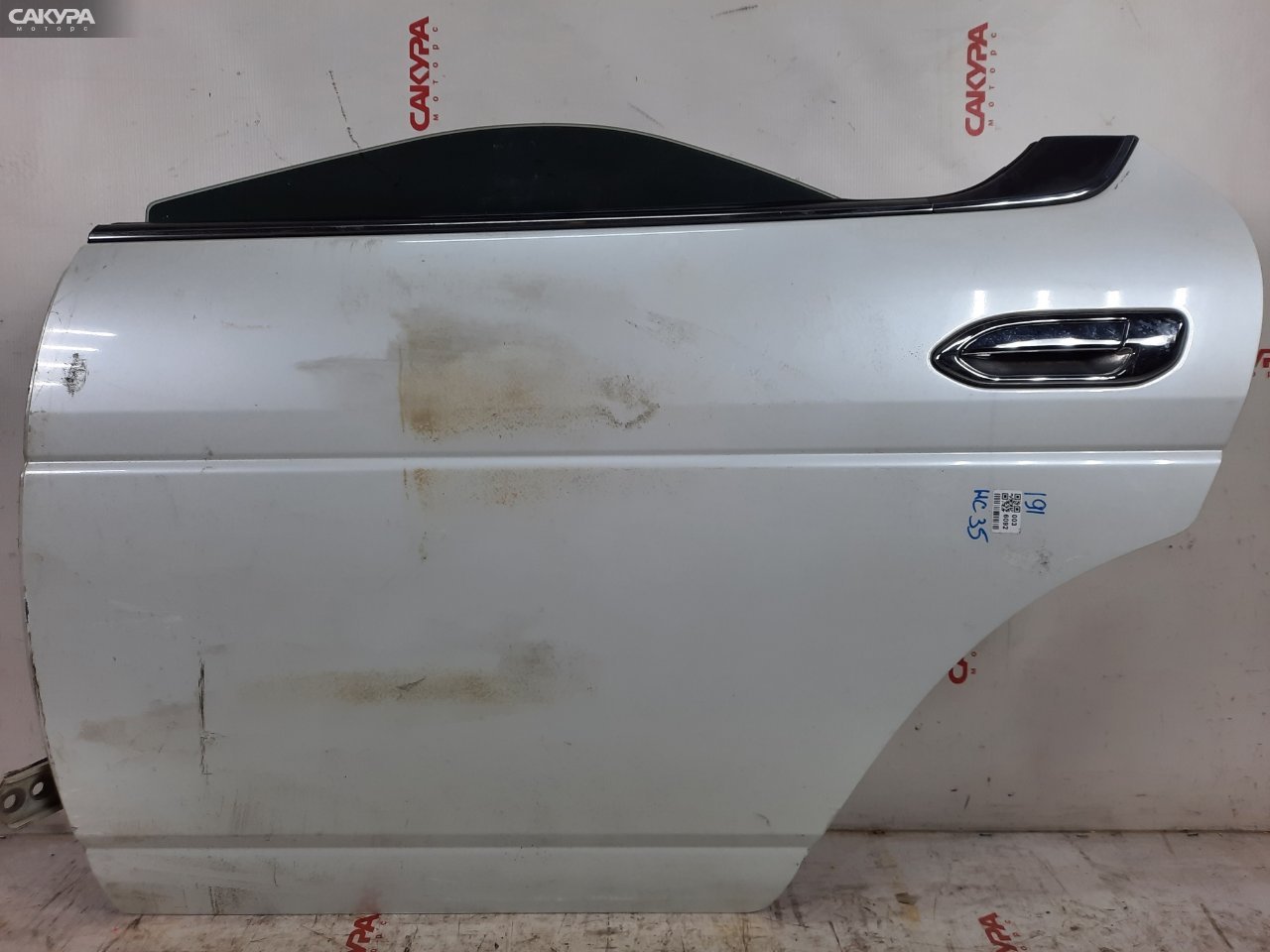 Дверь боковая задняя левая Nissan Laurel HC35 RB20DE: купить в Сакура Красноярск.