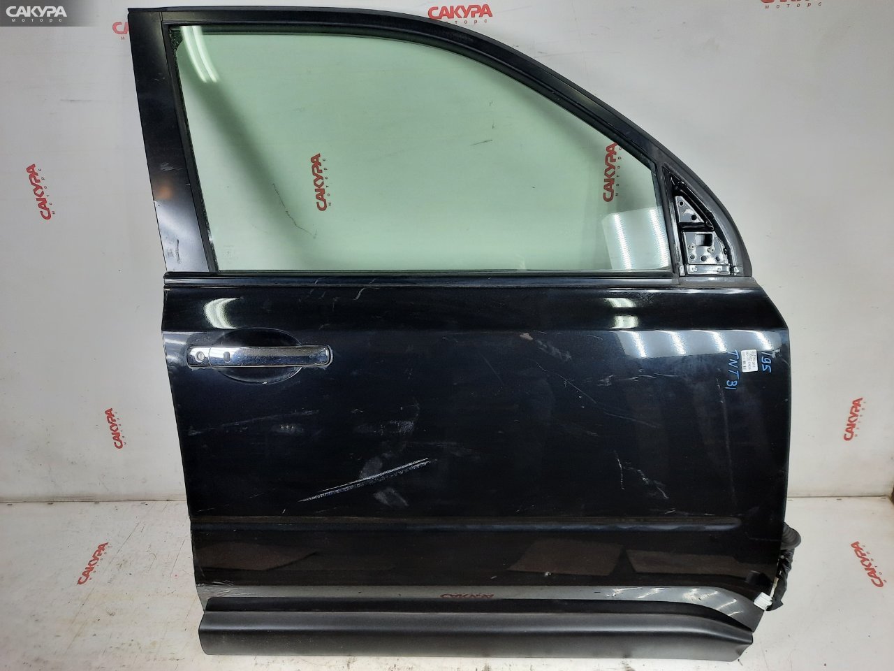 Дверь боковая передняя правая Nissan X-TRAIL TNT31 QR25DE: купить в Сакура Красноярск.