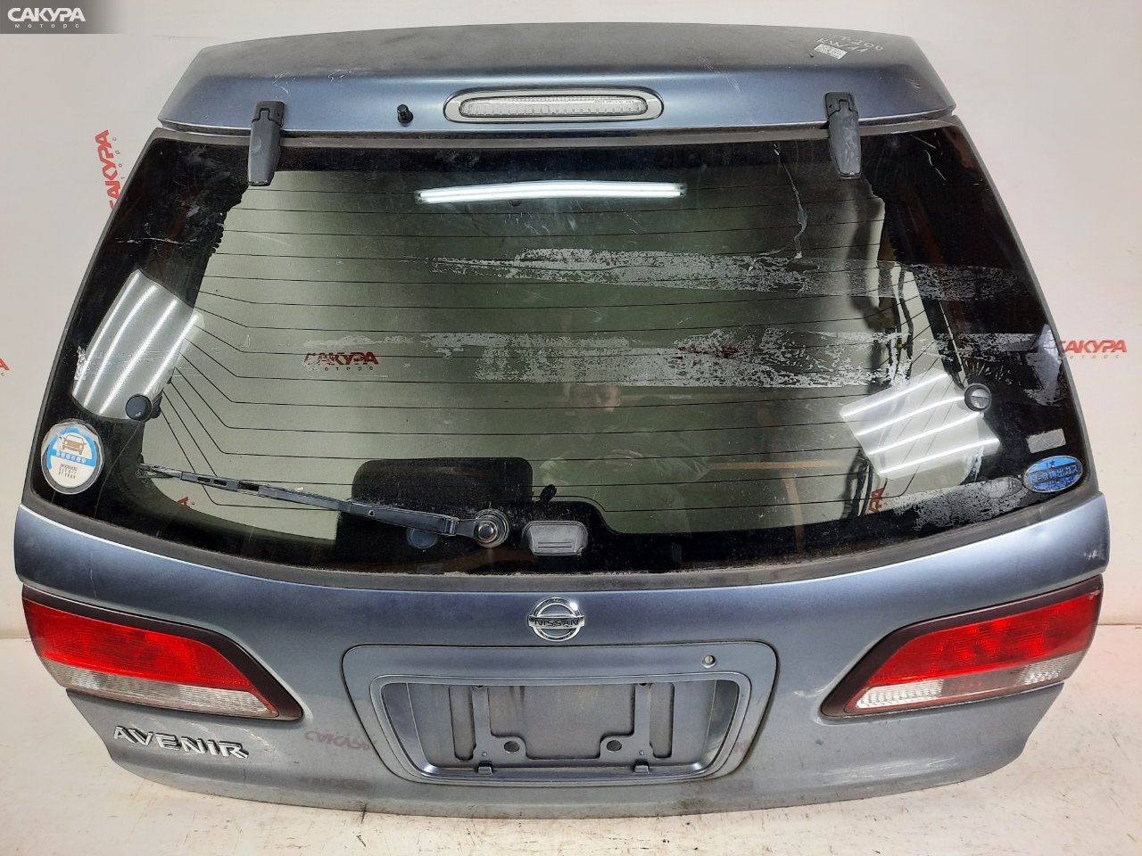 Дверь багажника Nissan Avenir RW11 QR20DE: купить в Сакура Красноярск.