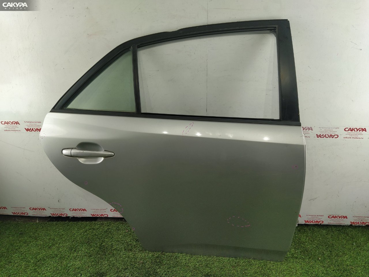 Дверь боковая задняя правая Toyota Allion ZRT261 3ZR-FAE: купить в Сакура Красноярск.