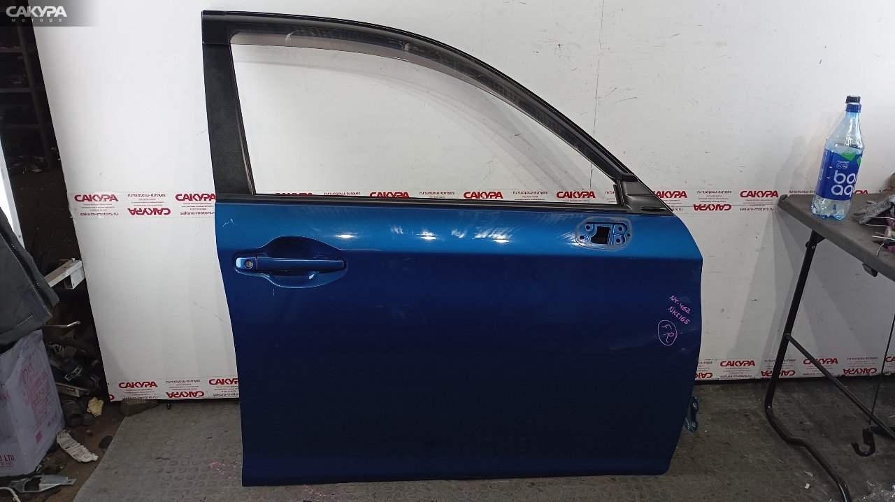 Дверь боковая передняя правая Toyota Corolla Fielder NKE165G 1NZ-FXE: купить в Сакура Красноярск.