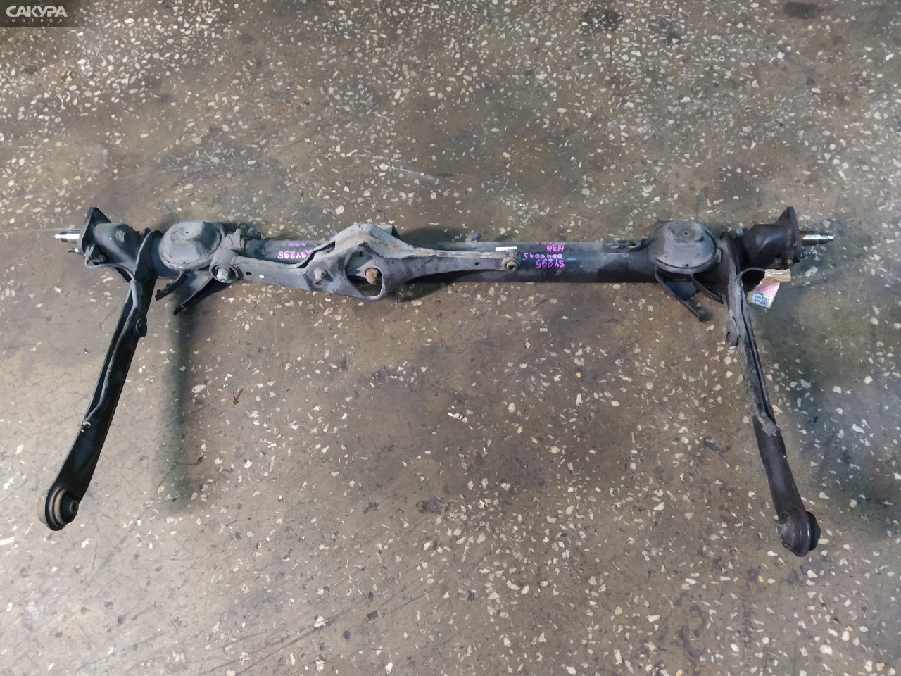 Балка поперечная задняя Nissan Rnessa N30 SR20DE: купить в Сакура Красноярск.