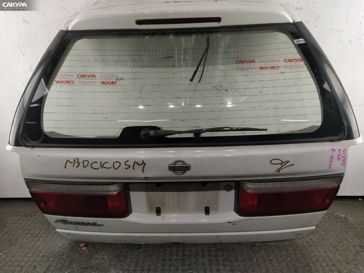 Дверь багажника Nissan Rnessa N30 SR20DE: купить в Сакура Красноярск.