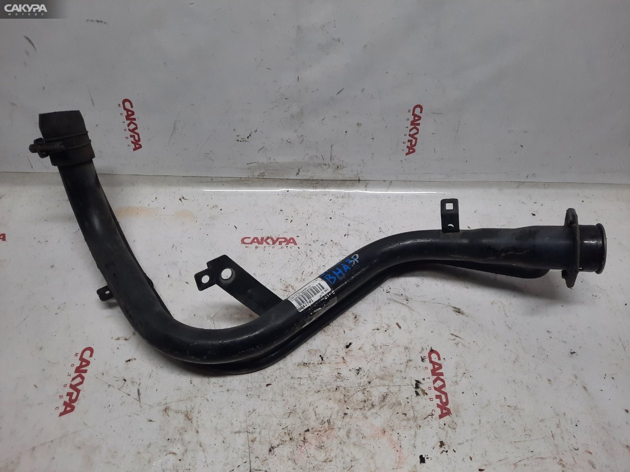 Горловина топливного бака Mazda Familia BHA3P B3-ME: купить в Сакура Красноярск.
