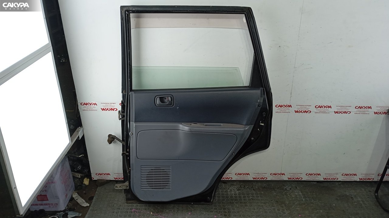 Дверь боковая задняя правая Mitsubishi Dingo CQ1A 4G13: купить в Сакура Красноярск.