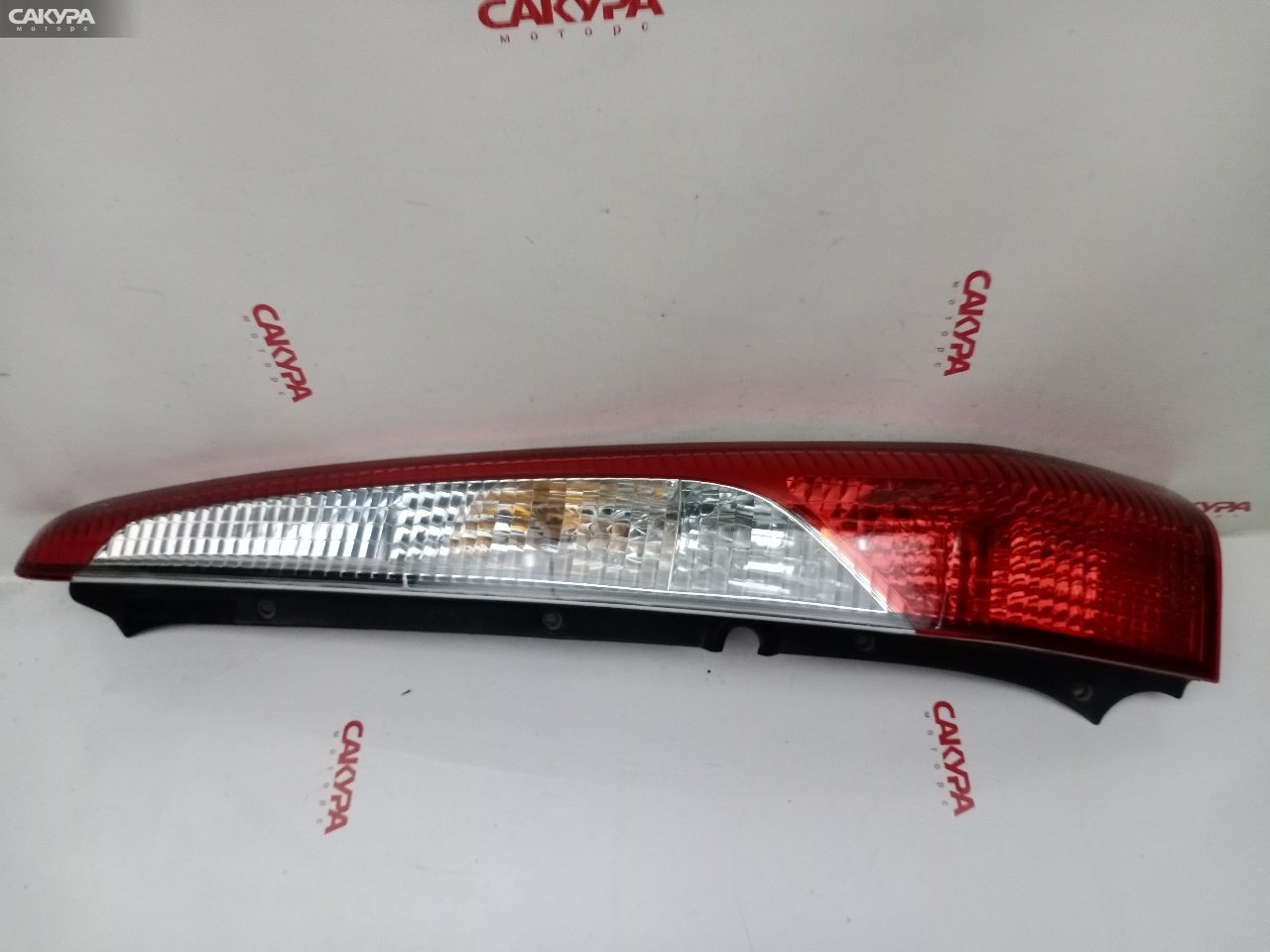Фонарь стоп-сигнала правый Mitsubishi Lancer CS5A 4G93 220-87508: купить в Сакура Красноярск.