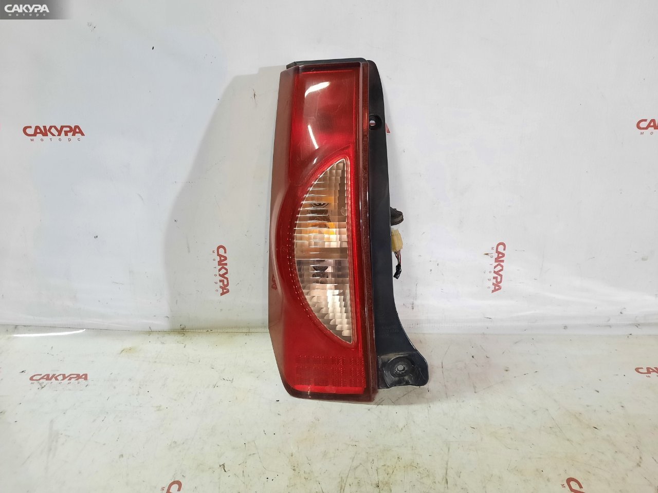 Фонарь стоп-сигнала левый Suzuki Alto HA24S K6A 35603-72J0: купить в Сакура Красноярск.