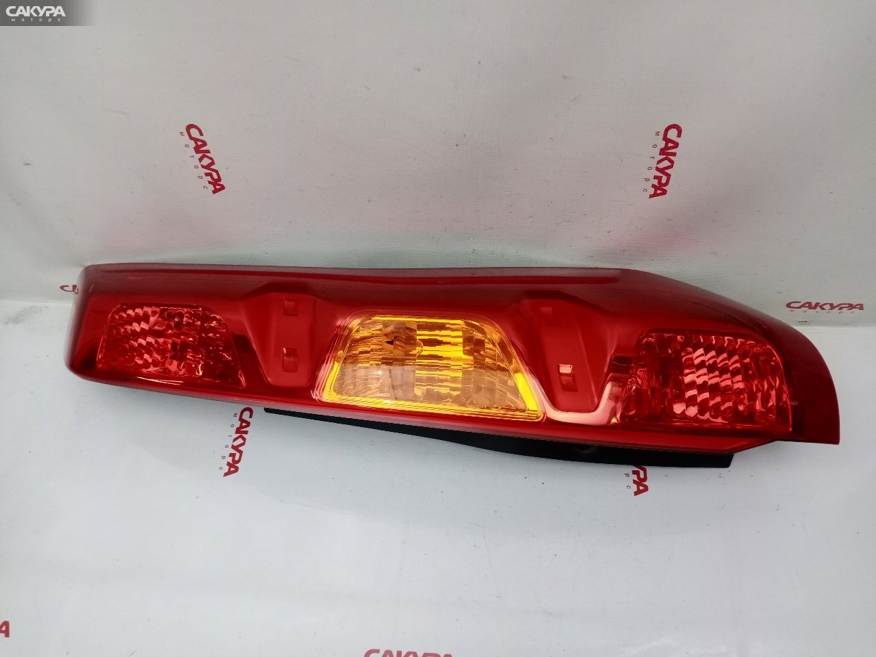 Фонарь стоп-сигнала правый Nissan X-TRAIL NT31 MR20DE 220-63929: купить в Сакура Красноярск.