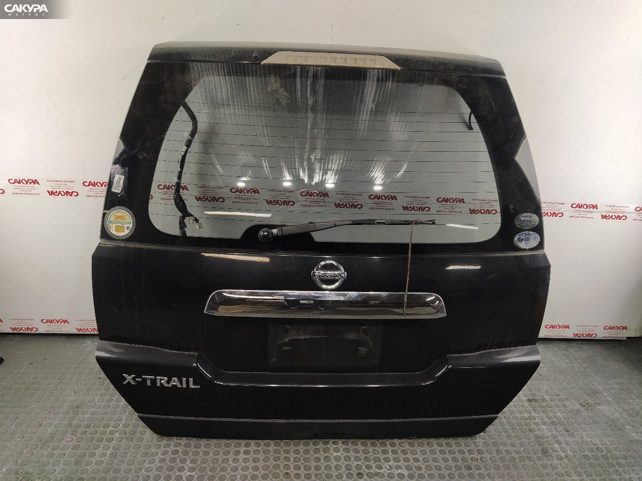 Дверь багажника Nissan X-TRAIL NT31 MR20DE: купить в Сакура Красноярск.