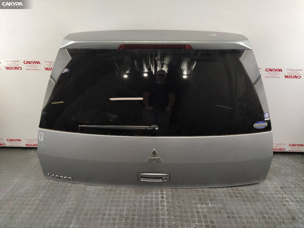 Дверь багажника Mitsubishi Lancer CS5A 4G93: купить в Сакура Красноярск.
