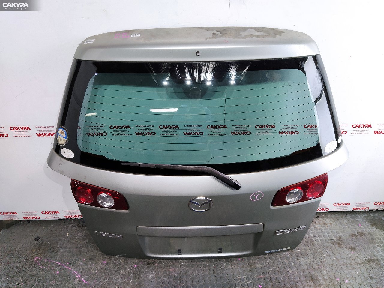 Дверь багажника Mazda Demio DY3W ZJ-VE: купить в Сакура Красноярск.