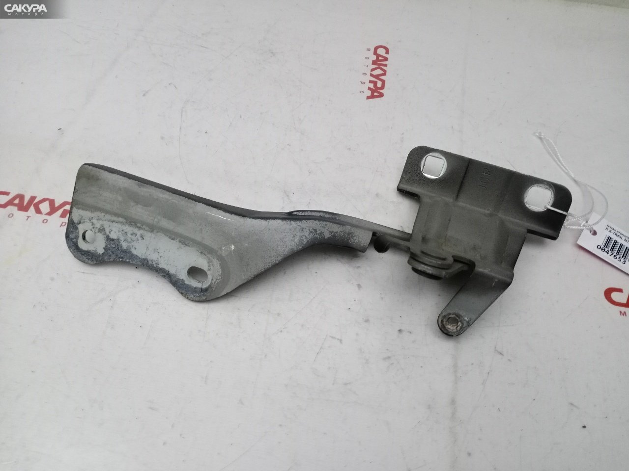 Кронштейн капота правый Nissan X-TRAIL NT31 MR20DE: купить в Сакура Красноярск.