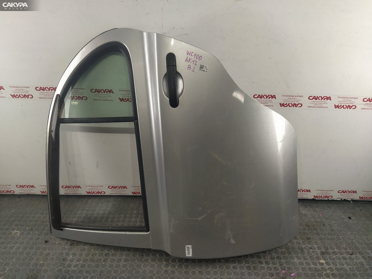 Дверь боковая задняя левая Nissan March AK12 CR12DE: купить в Сакура Красноярск.