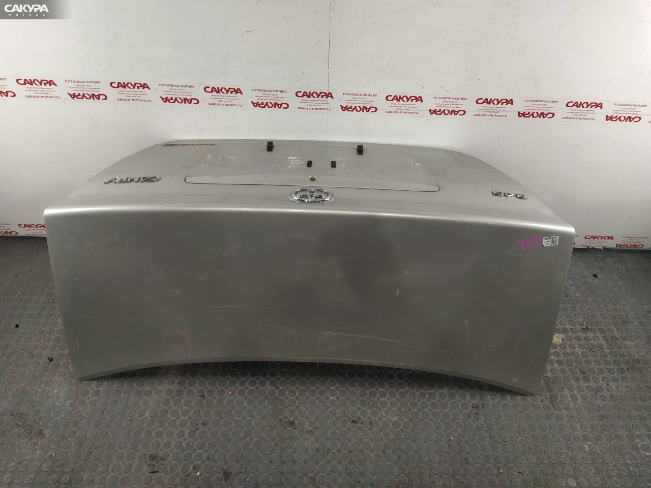 Крышка багажника Toyota Camry ACV30 2AZ-FE: купить в Сакура Красноярск.
