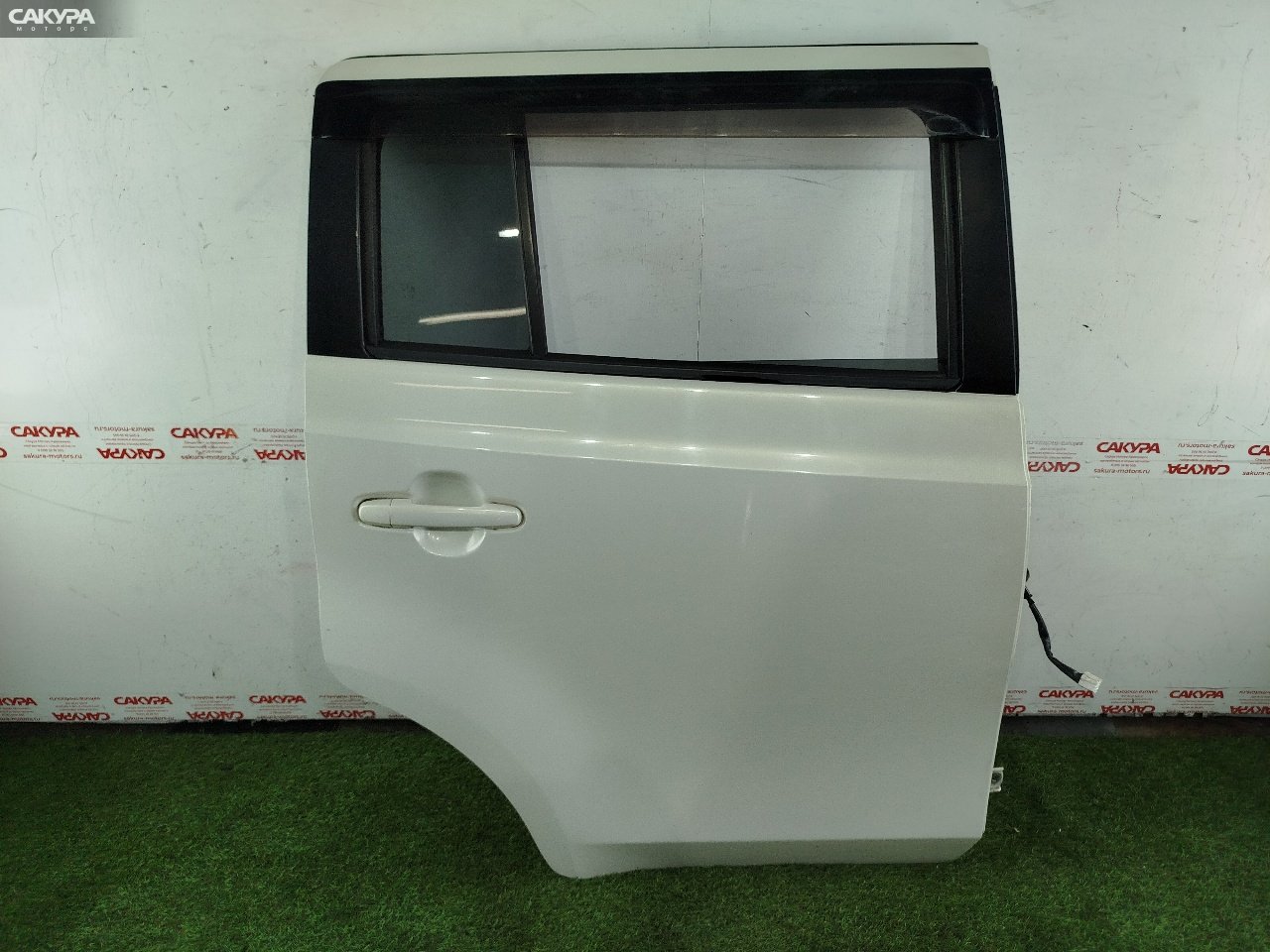 Дверь боковая задняя правая Daihatsu COO M402S 3SZ-VE: купить в Сакура Красноярск.