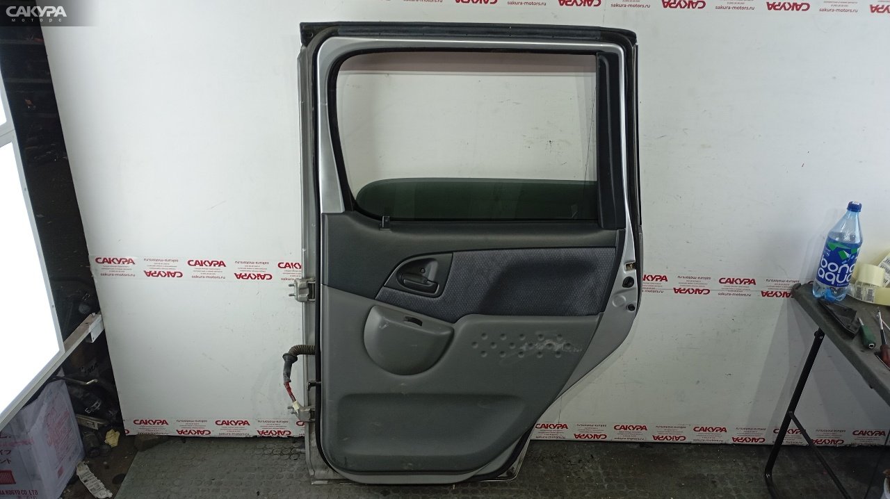 Дверь боковая задняя правая Toyota Funcargo NCP20 2NZ-FE: купить в Сакура Красноярск.