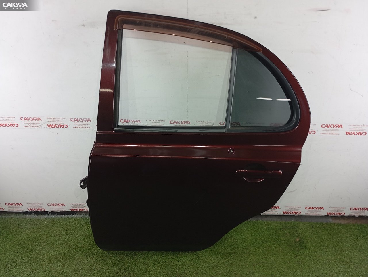 Дверь боковая задняя левая Nissan March AK12 CR12DE: купить в Сакура Красноярск.