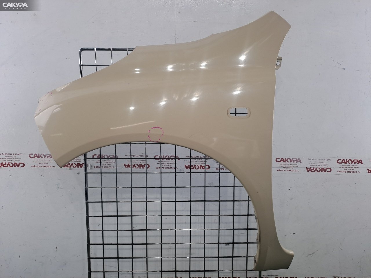 Крыло переднее левое Nissan March AK12 CR12DE: купить в Сакура Красноярск.