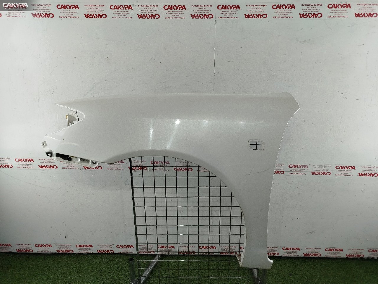Крыло переднее левое Toyota Camry ACV30 2AZ-FE: купить в Сакура Красноярск.