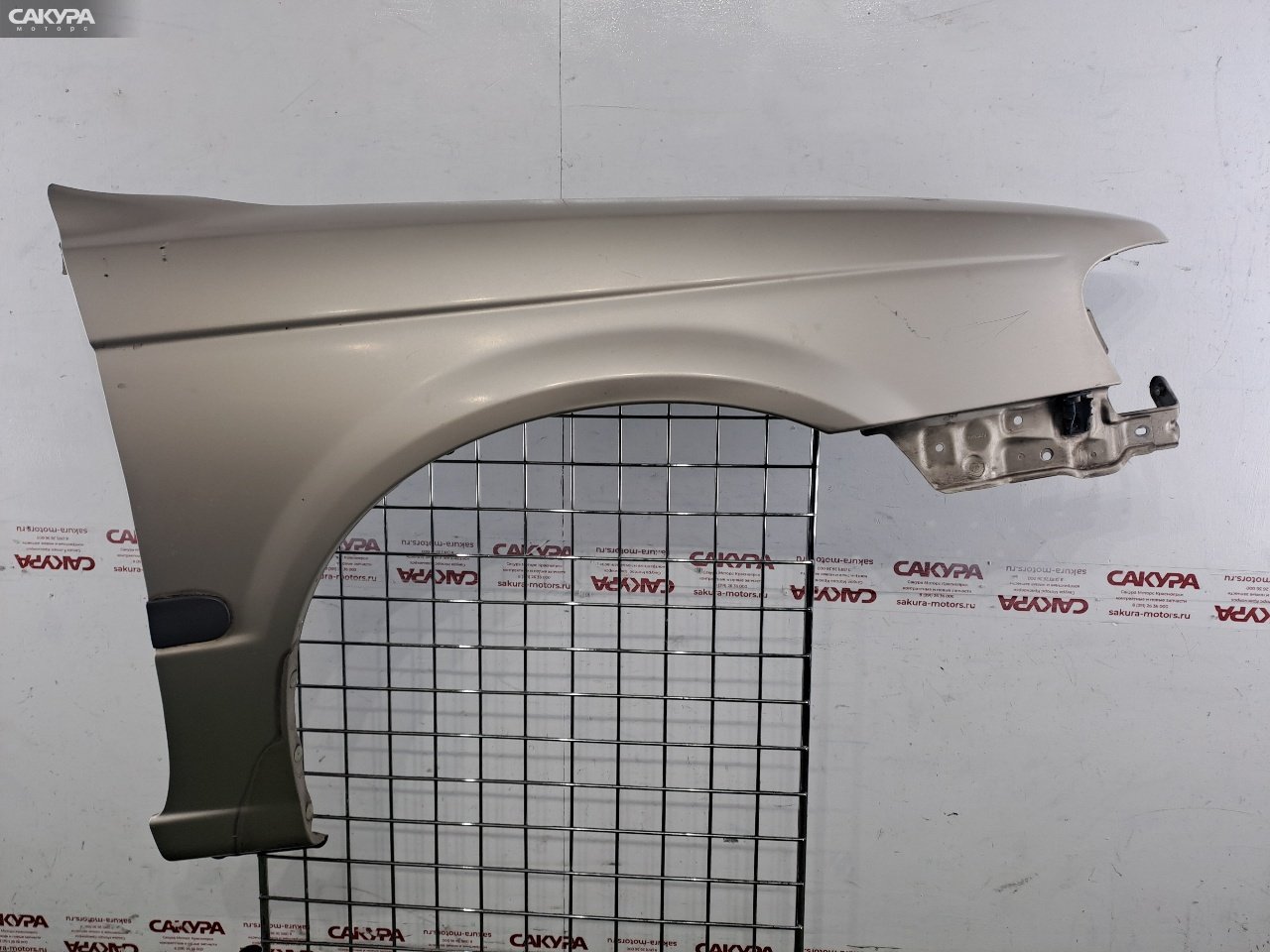 Крыло переднее правое Nissan Sunny FB15 QG15DE: купить в Сакура Красноярск.