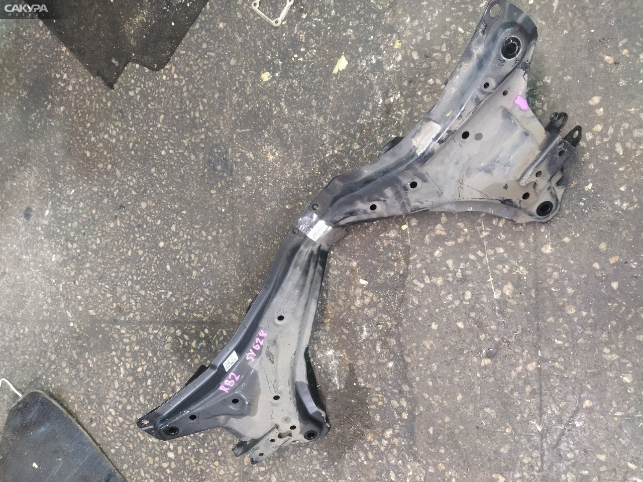 Балка поперечная задняя Honda Odyssey RB2 K24A: купить в Сакура Красноярск.